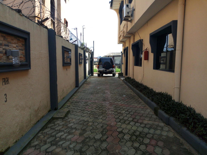 Others 5, Holla-Jobi Guest House, Oshodi/Isolo