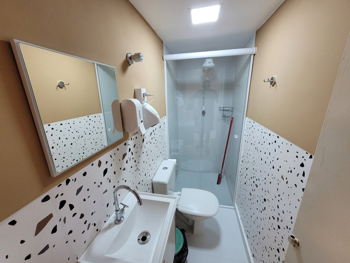 Bathroom 3, Self Hostel, São Paulo