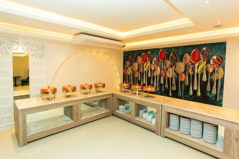 Food & Drinks 5, Royal Raj Hotel & Condominium, Rajshahi
