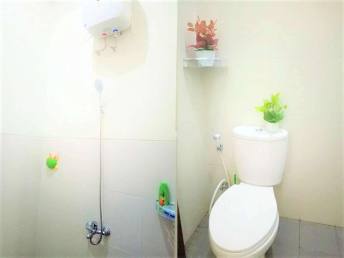 Bathroom, Alysahouse - 2 Bedrooms, Malang