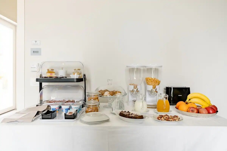 Food & Drinks 5, SHoruq, Trapani