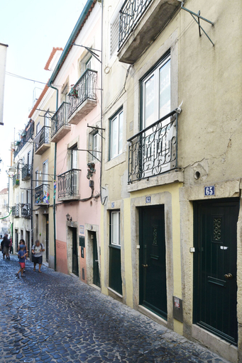 Exterior & Views 2, Casa Ginja - Castelo Apartment, Lisbon