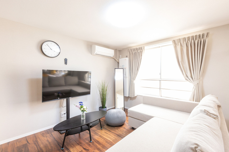 Bedroom 3, Arita Nipponbashi-nishi, Osaka