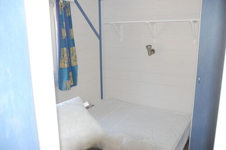 Bathroom, Camping Les Airelles, Ardèche