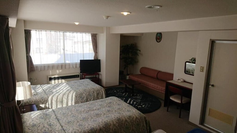 Bedroom 2, Sports Hotel SILVER SHIGA, Yamanouchi