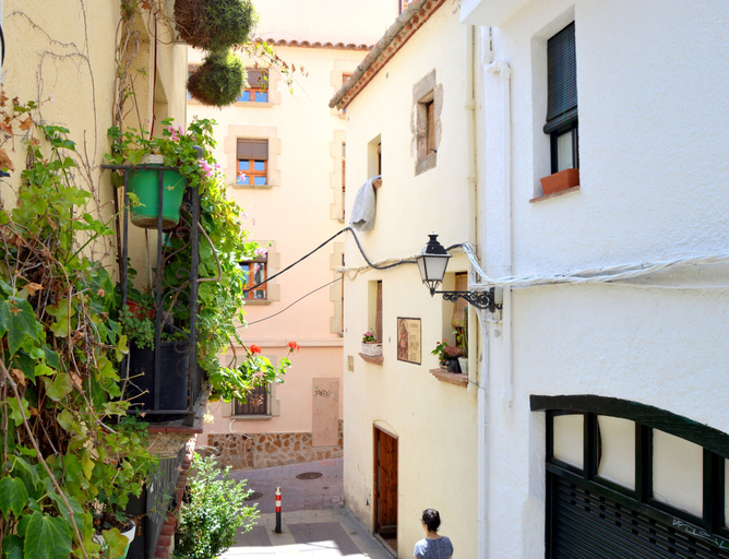 Exterior & Views, Modern Loft in The Historical Town, Girona