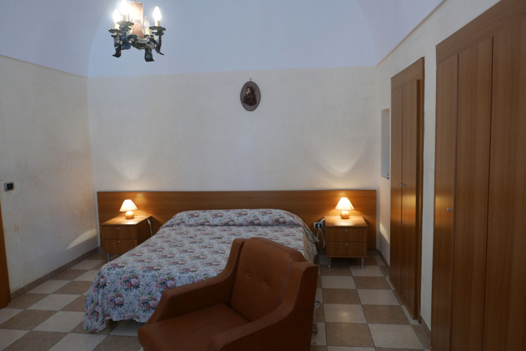 Bedroom 3, Agriturismo Regno di Marzagaglia, Bari