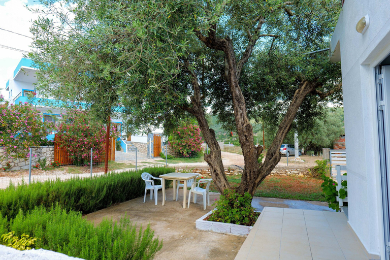 Exterior & Views 4, Vila Chris, Sarandës