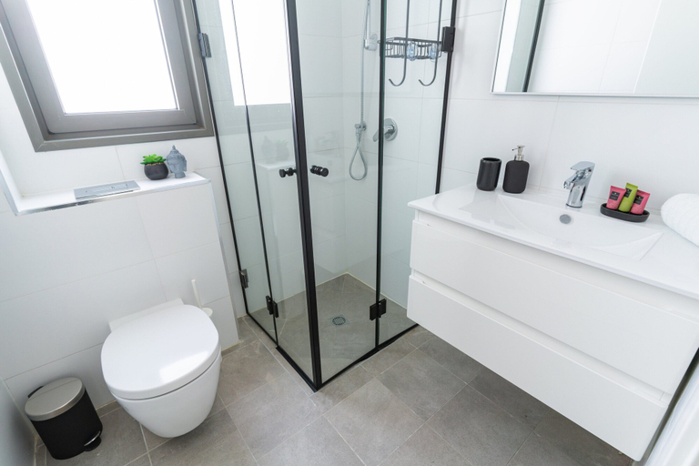 Bathroom 4, Sunny Haven Sea View Escape by Sea N Rent
