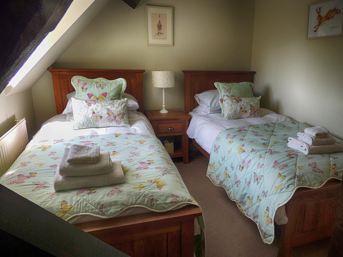 Bedroom 2, Greystones Cottage, Gloucestershire