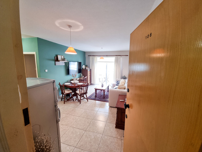 Others 5, Dock Holiday Pool Apartment, Larnaca