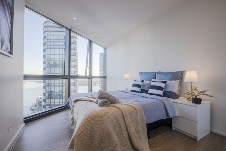 Bedroom, Docklands high level 1 Bedroom Apartment with pool by KozyGuru, Melbourne