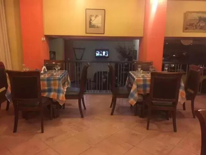 Food & Drinks 4, The Lions Den Hotel, Addis Abeba