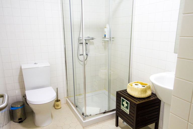 Bathroom, Liiiving - Historic Clérigos Studio - 2F, Porto