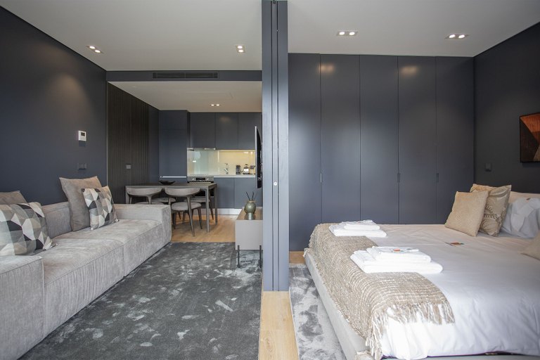 Bedroom 3, Liiiving in Porto - Dragão Pool View, Porto