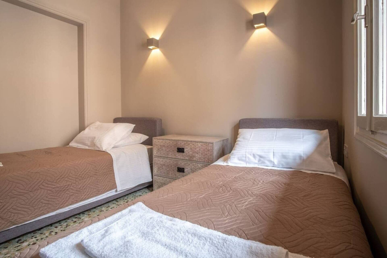 Bedroom 5, 4 Guests - Veneris Residence Apartment in Chania, Crete