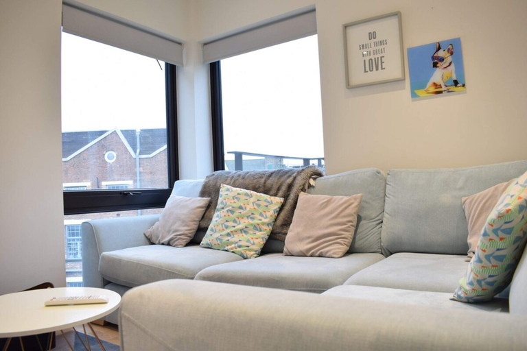 Others 4, Bright 1 Bedroom Flat in North London With Balcony, London