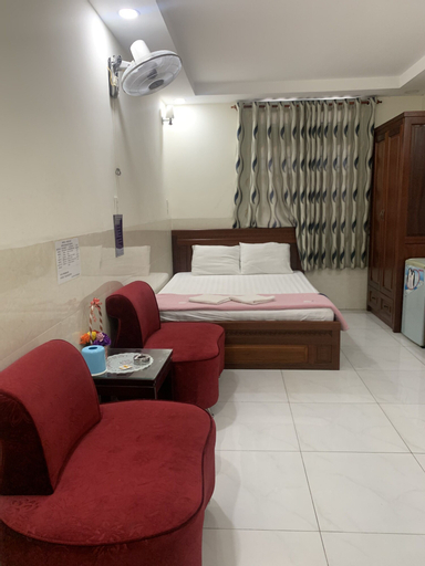 Bedroom 2, Ngoc Quy Hotel, Binh Tan