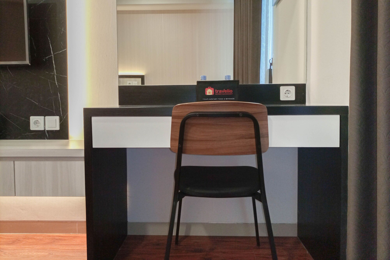 Others 3, Comfy And Easy Access 2Br Apartment At Tanglin Supermall Mansion, Surabaya