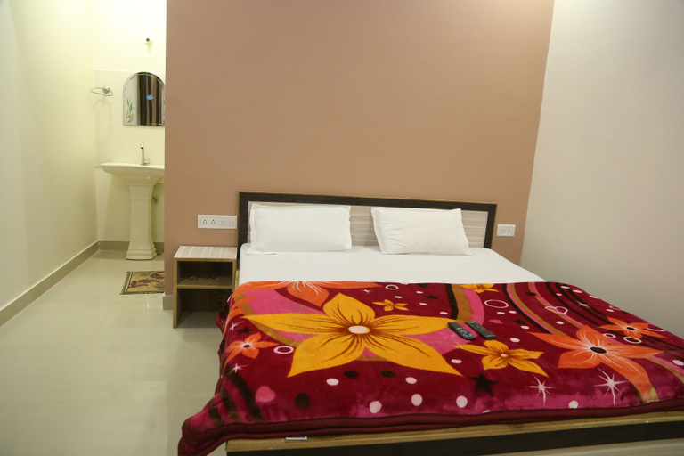 Bedroom 2, Parvat Valley Resort, Ajmer