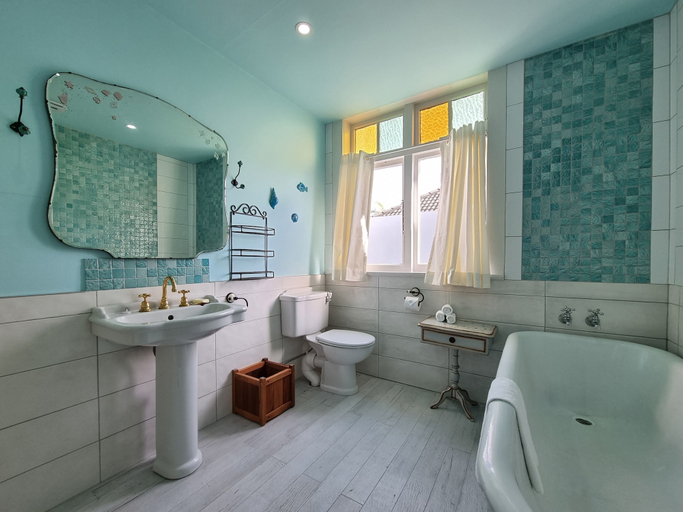 Bathroom 4, 4 Bedroom Character House Papakura, Franklin
