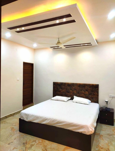 Bedroom 2, Hotel Indra, Jaunpur