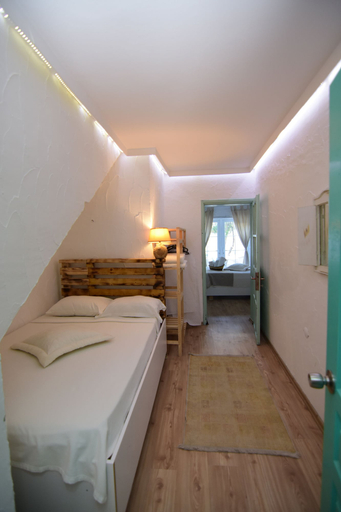 Bedroom 3, Aracati Pansiyon, Çeşme