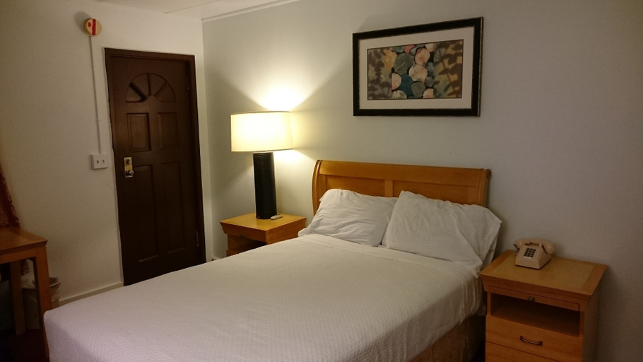Bedroom 3, Greenview Inn Riverhead, Suffolk