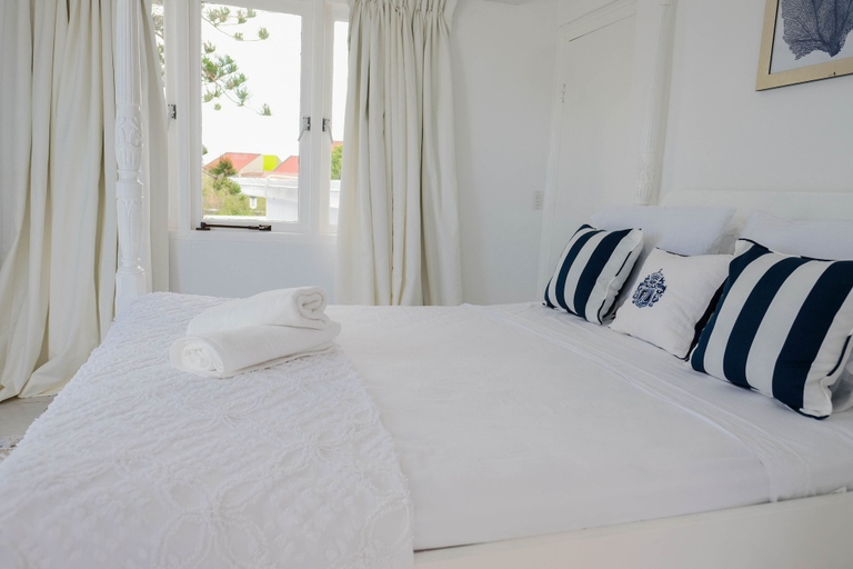 Bedroom 2, Ocean Front Property - Villa 5 Aruba Stunning