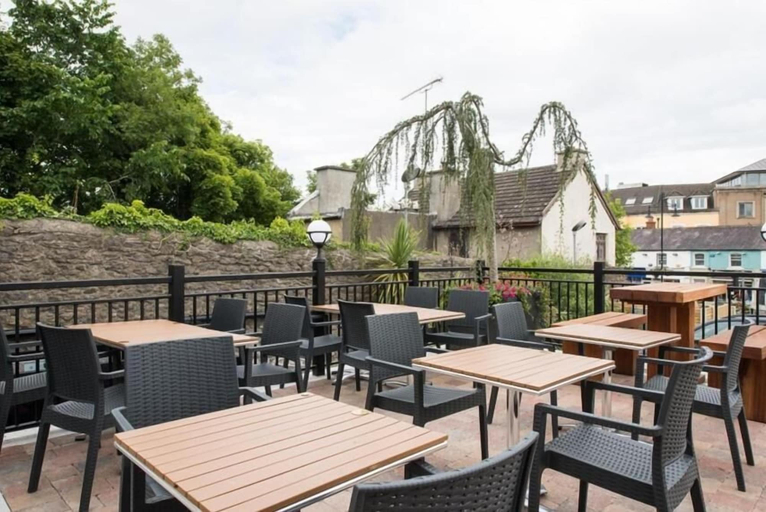 Food & Drinks 5, The Old Borough by Wetherspoon, Dublin