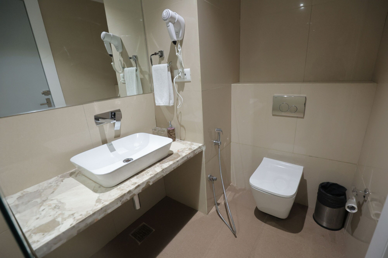 Bathroom 4, Clarion Inn Indore, Indore