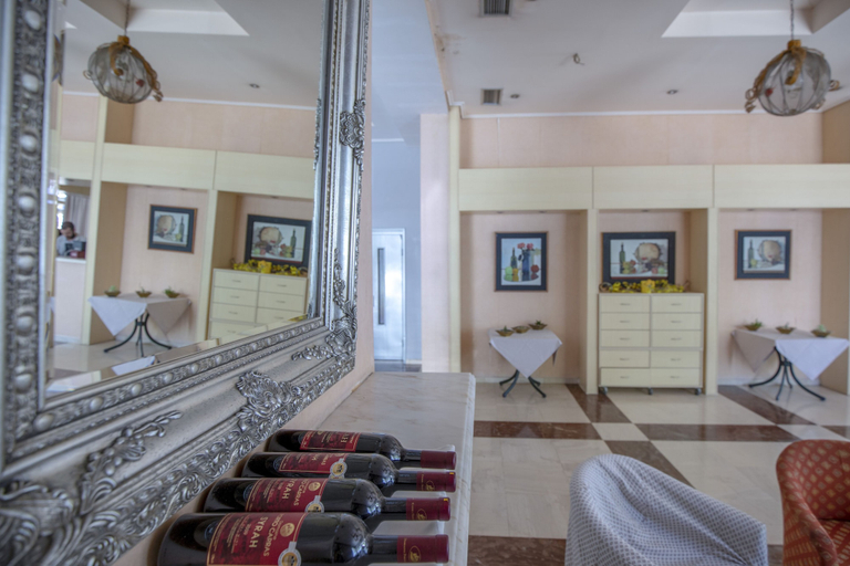 Others 5, Hotel Kypreos Kamena Vourla, Central Greece