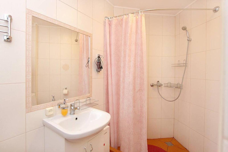 Bathroom 2, Guest House on Kazanskaya, Sankt-Peterburg gorsovet