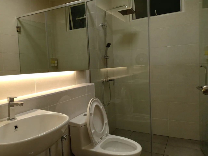 Bathroom 3, BLeisure Parkland Homestay, Malacca City