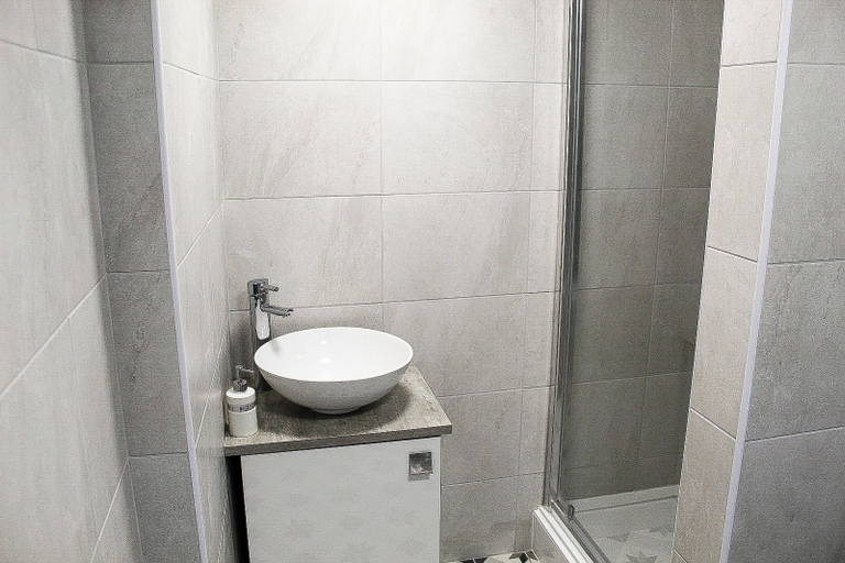 Bathroom 3, Ropewalks Retreat, Sefton