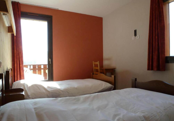 Bedroom 3, Espace Morteau, Doubs