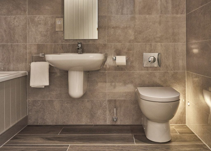 Bathroom 3, Chesters Stables, Northumberland