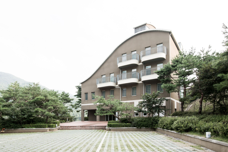 Exterior & Views 2, Hotel West of Canaan, Chungju