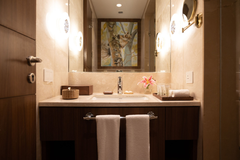 Bathroom 4, The Greenwood, Guwahati: A Luxury Boutique Hotel, Kamrup Metropolitan