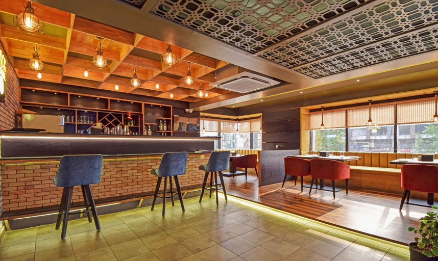 Food & Drinks 5, Treebo Sky Point, Jalpaiguri