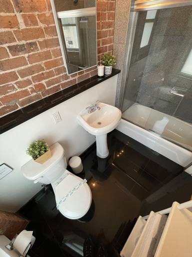 Bedroom 5, Hotel and the City-Midtown, New York