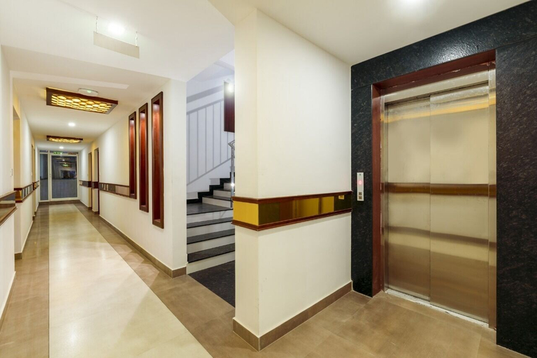 Others 5, Hotel Burooj, Ernakulam