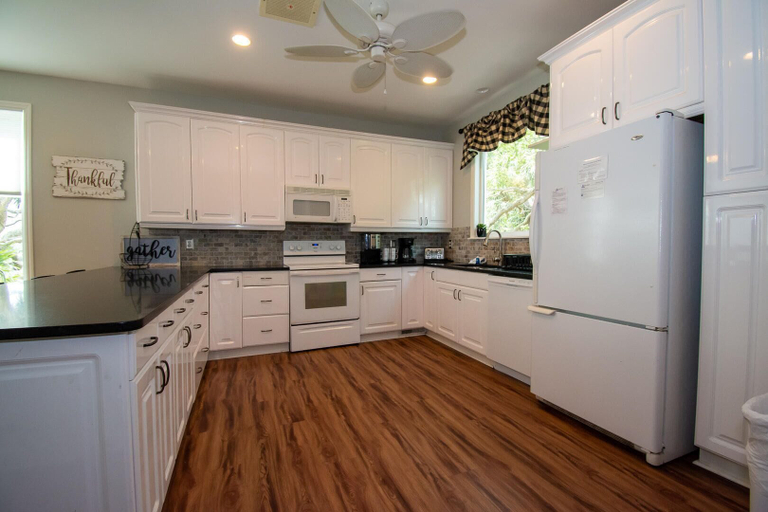 Others 5, 707 Silverside, Beaufort