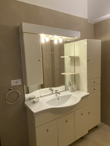 Bathroom 4, Elounda Plaka Luxury Villa, Crete
