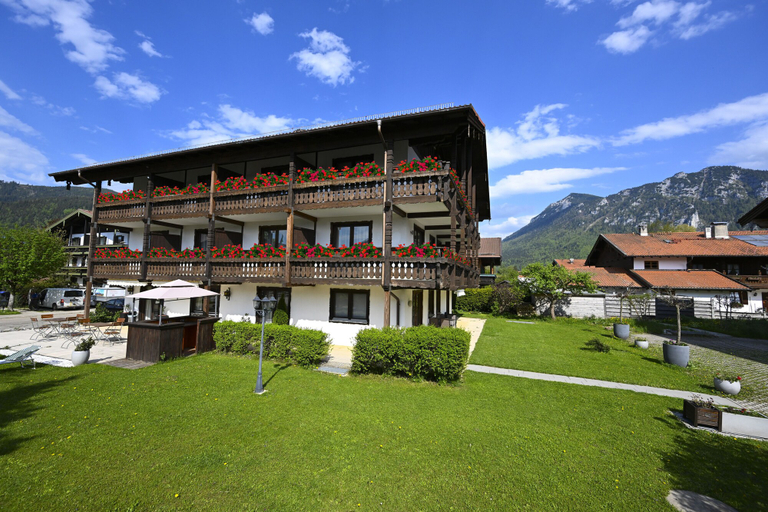 Exterior & Views 2, Hardi's Hotel, Traunstein