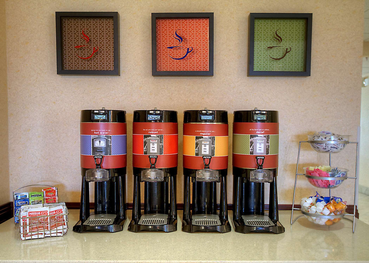 Food & Drinks 5, Hampton Inn Suites Altus, Jackson
