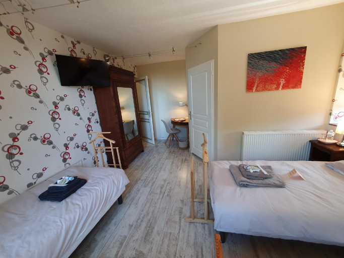 Bedroom 5, Au Bon Vivant, Haute-Saône