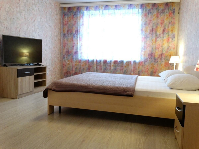 Bedroom 3, Inndays on Pionerskaya 1-2, Tula