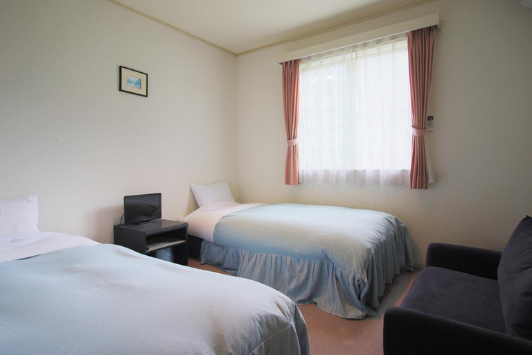 Bedroom 4, RESORT PENSION LE LAGON, Yamanakako