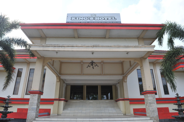 Exterior & Views 7